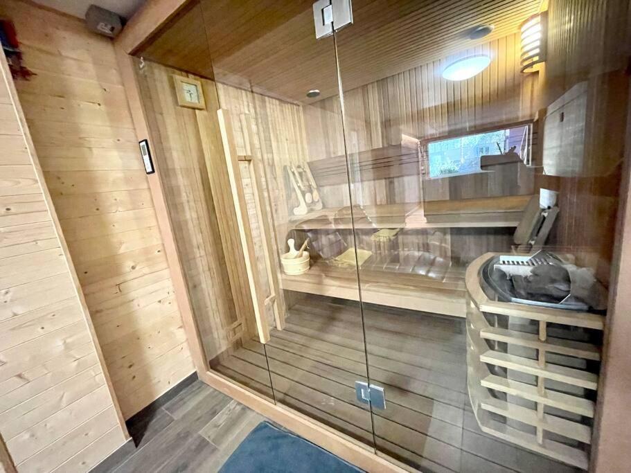 Chalet Kelly, centre ville / Jacuzzi / Sauna Gérardmer Esterno foto