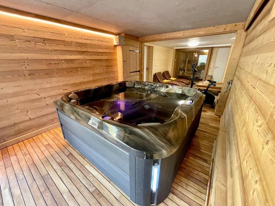 Chalet Kelly, centre ville / Jacuzzi / Sauna Gérardmer Esterno foto